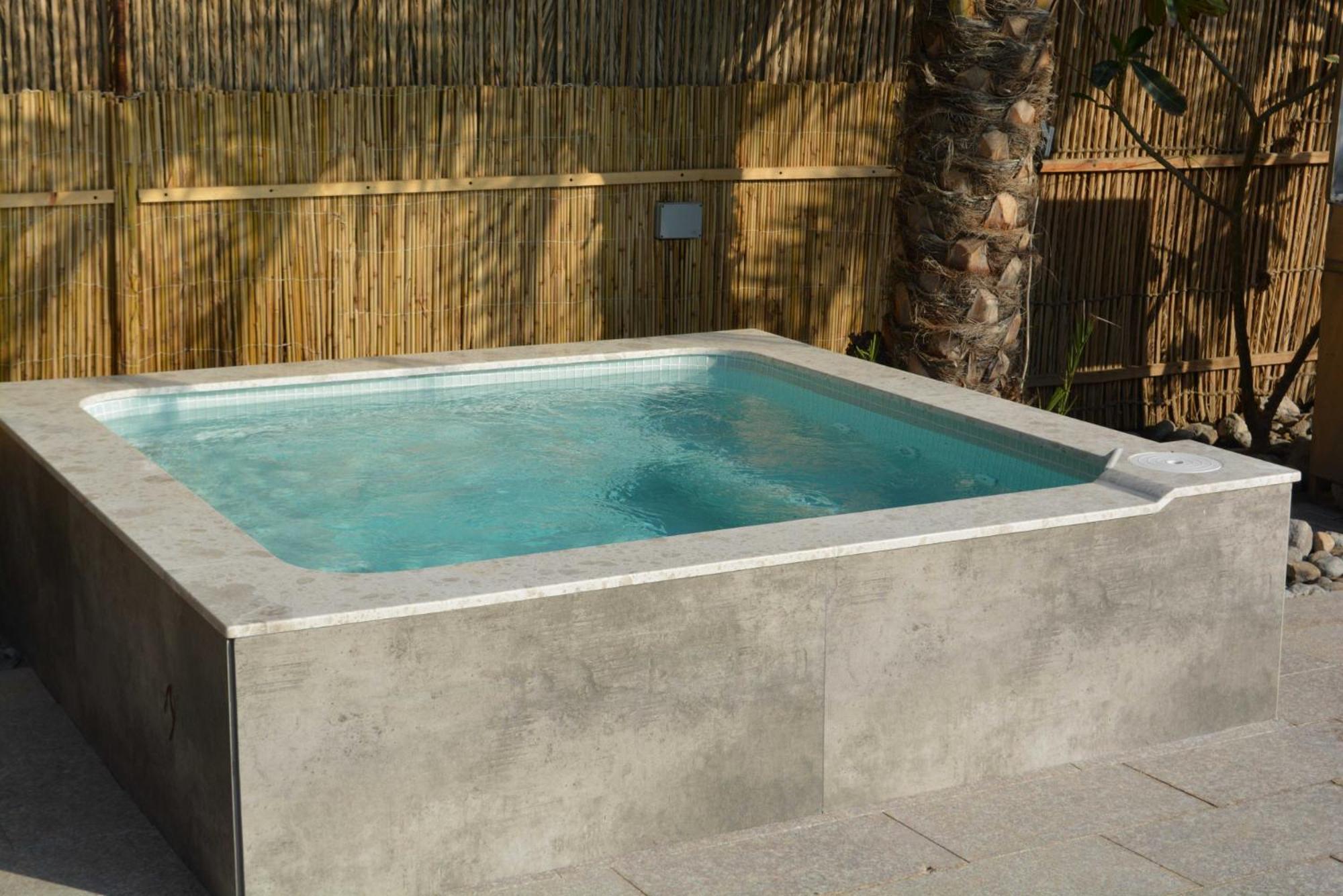 Dar 66 4Br Pool Villa With Jacuzzi Ras al-Khaimah Luaran gambar
